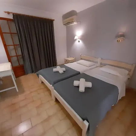 Aronda Apartmanhotel Dasziá